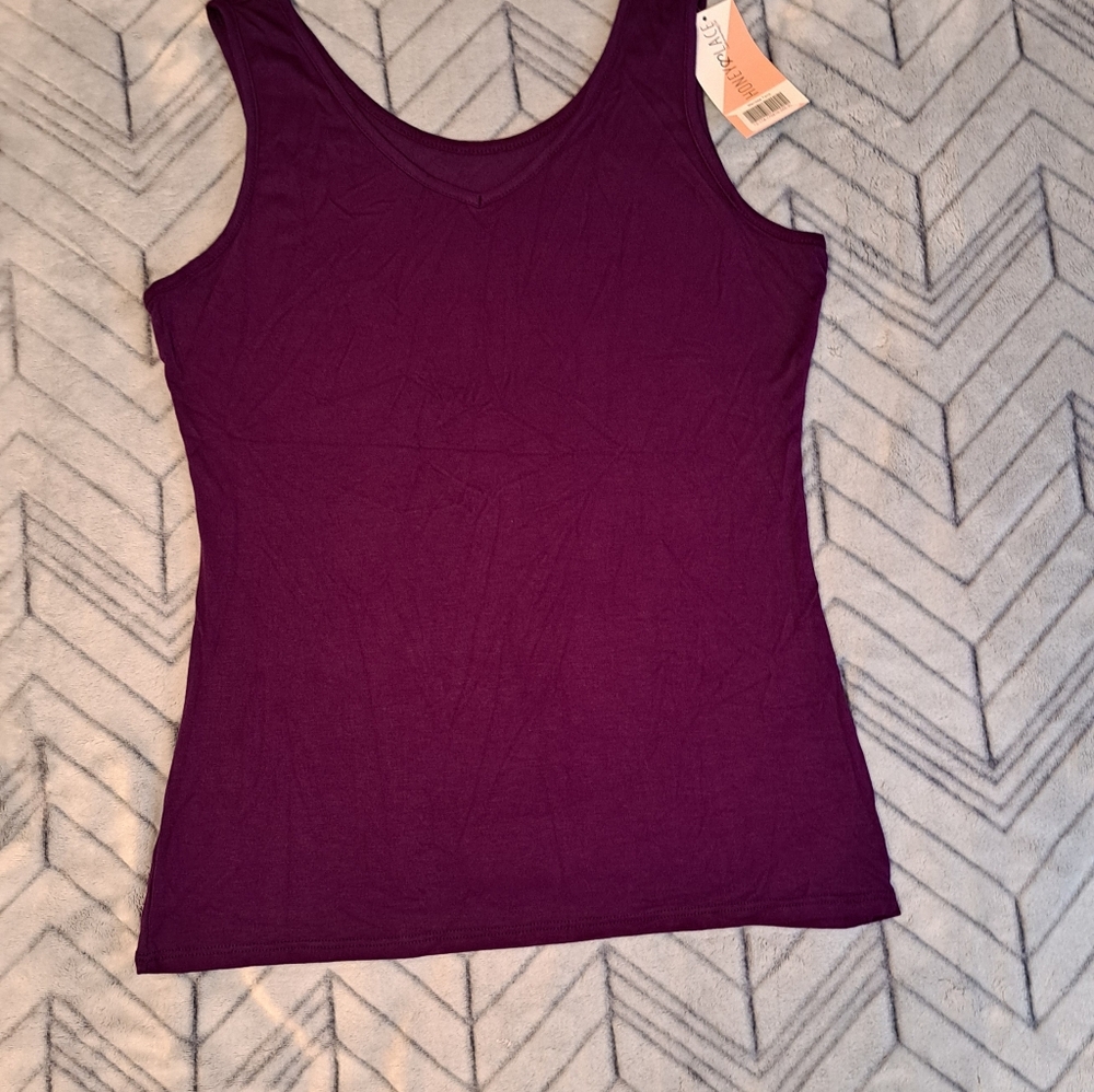 Xl woman tank NWT